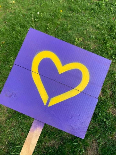 Yard sign - Medium Purple and you pick your heart color